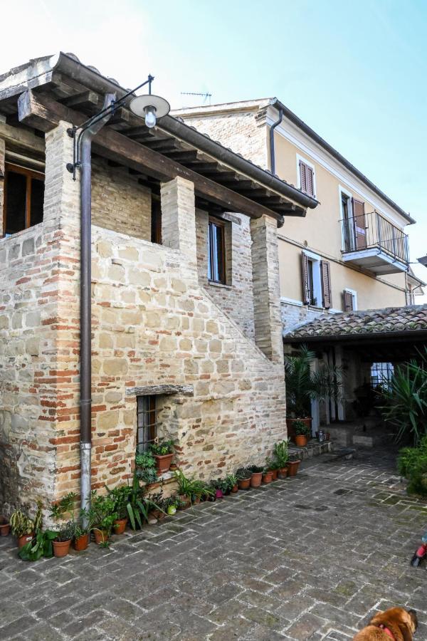 Il Poggio Vila Mombaroccio Exterior foto