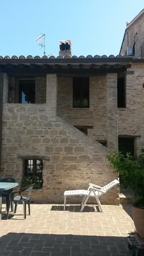 Il Poggio Vila Mombaroccio Exterior foto